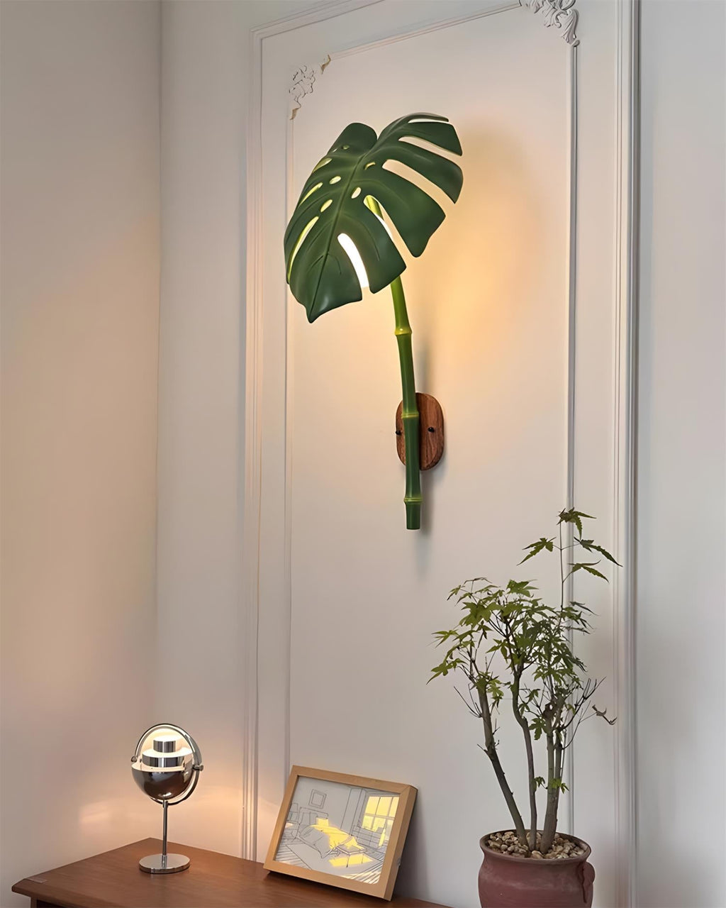 Folium Glass Wall Lamp — product view 18