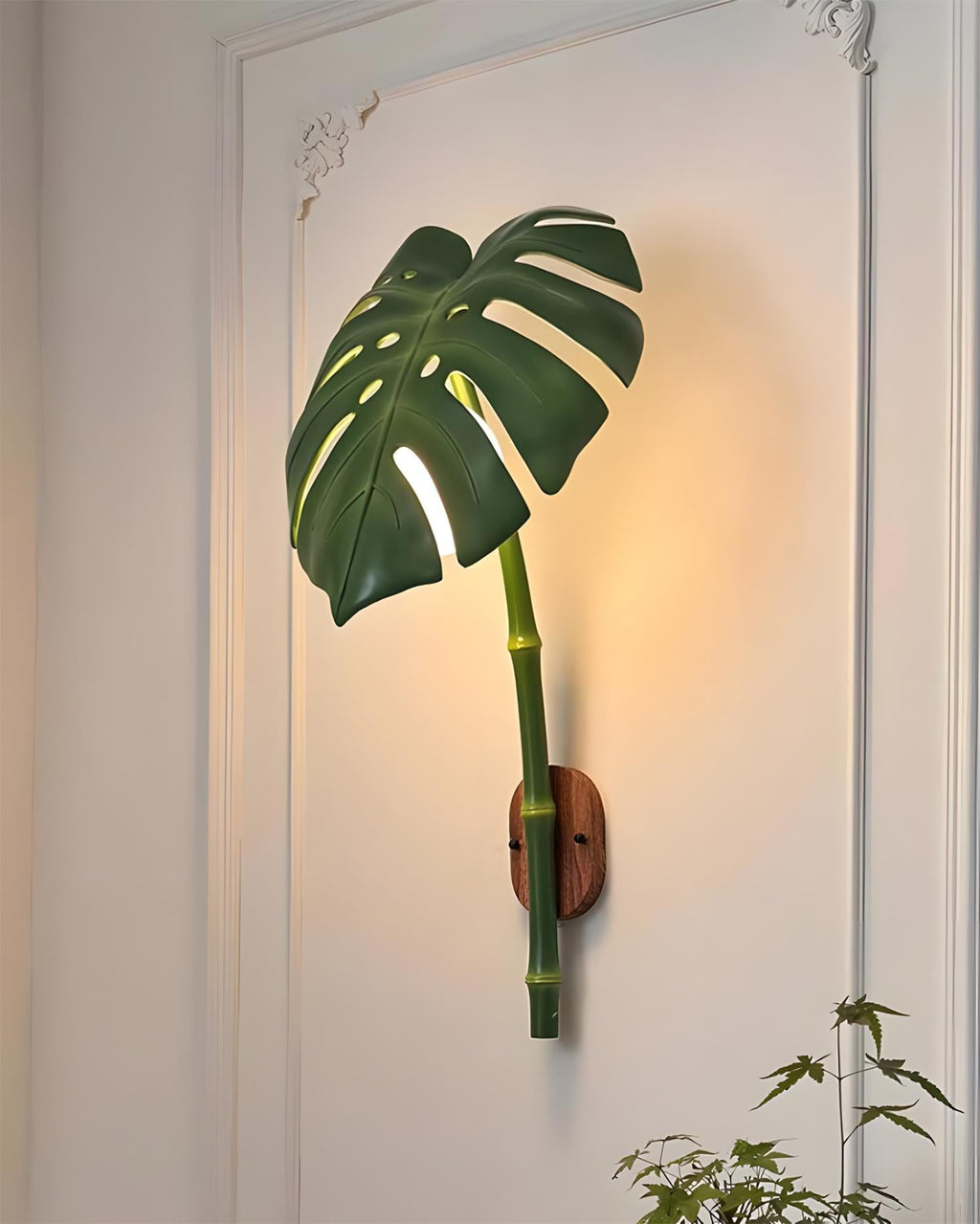 Folium Glass Wall Lamp — product view 22