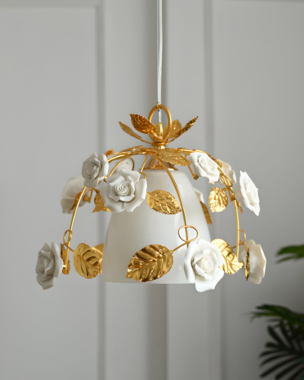 Eirene Glass Pendant Lamp — product view 9