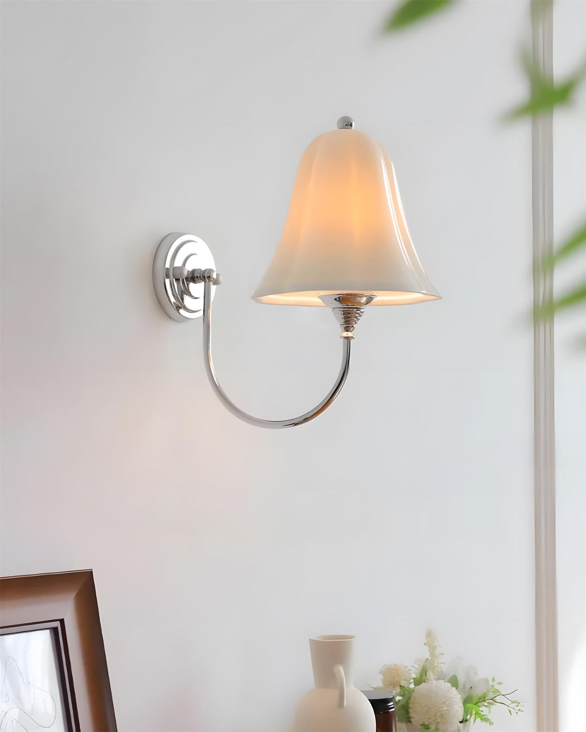 Bellis Metal Wall Lamp — product view 8