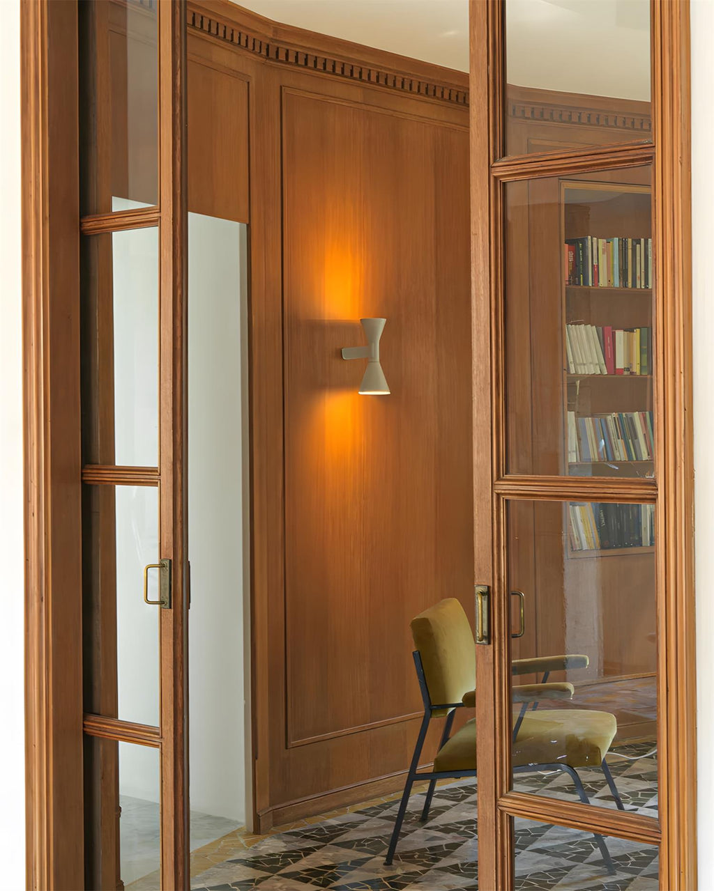 Dual Focus Metal Wall Lamp — product view 6