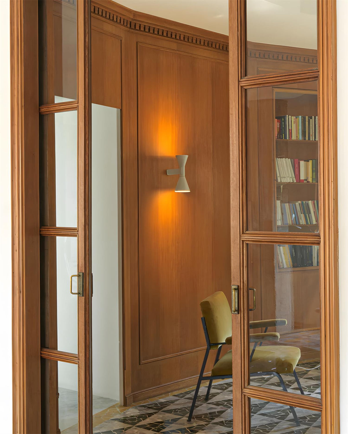 Dual Focus Metal Wall Lamp — product view 6