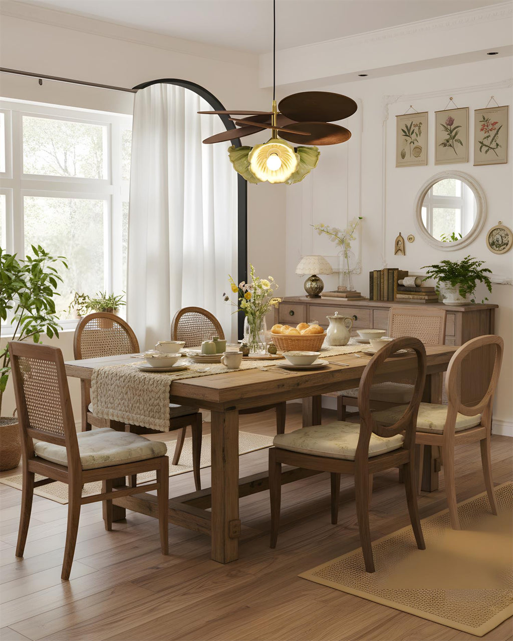 Magnolia Crown Metal Pendant Lamp — product view 9