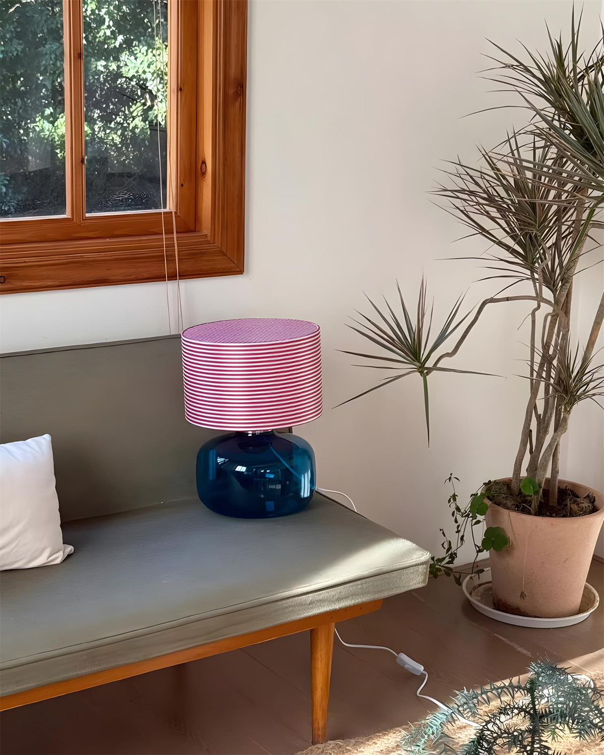Popello Glass Table Lamp — product view 19