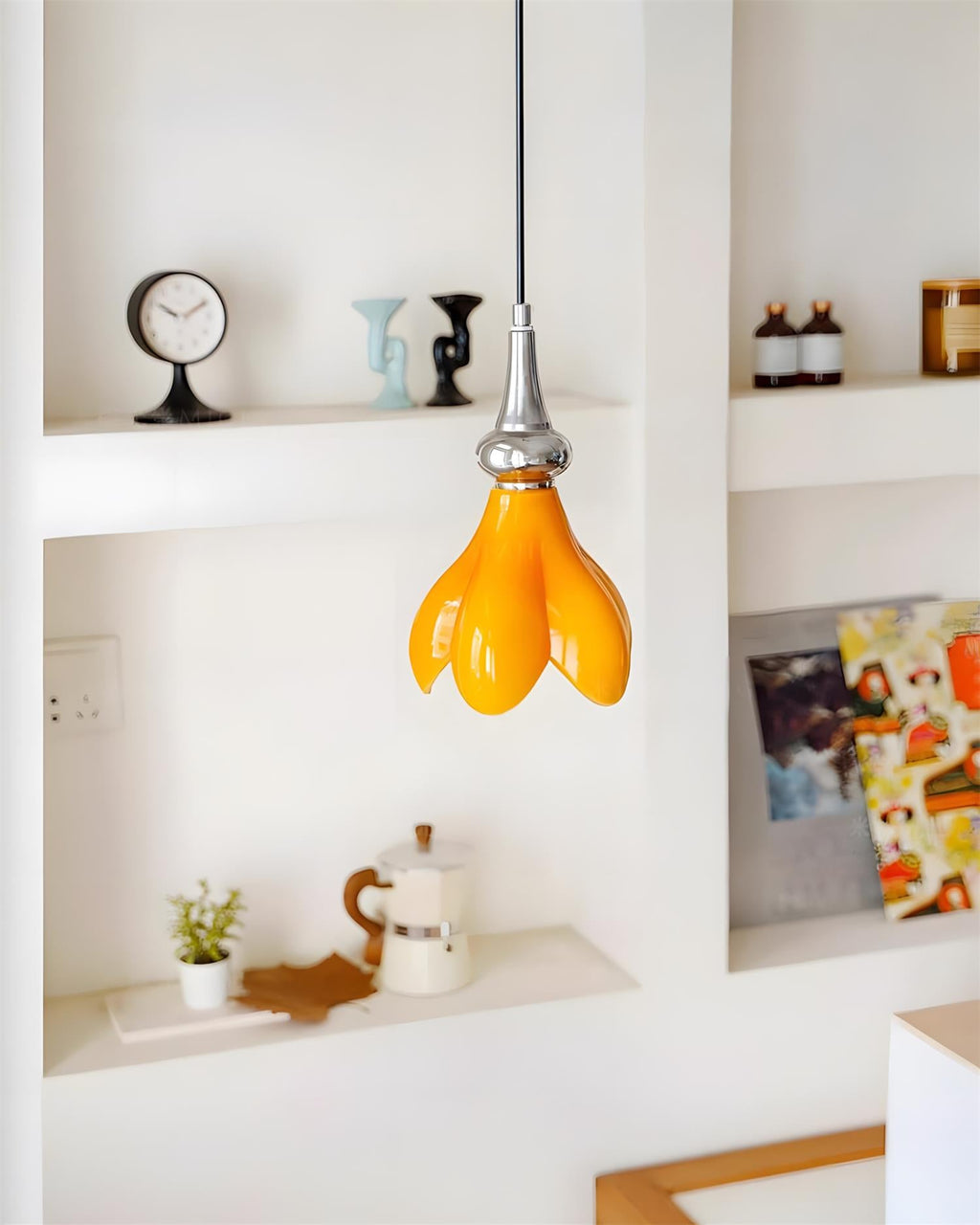 Saffron Glass Pendant Lamp — product view 7
