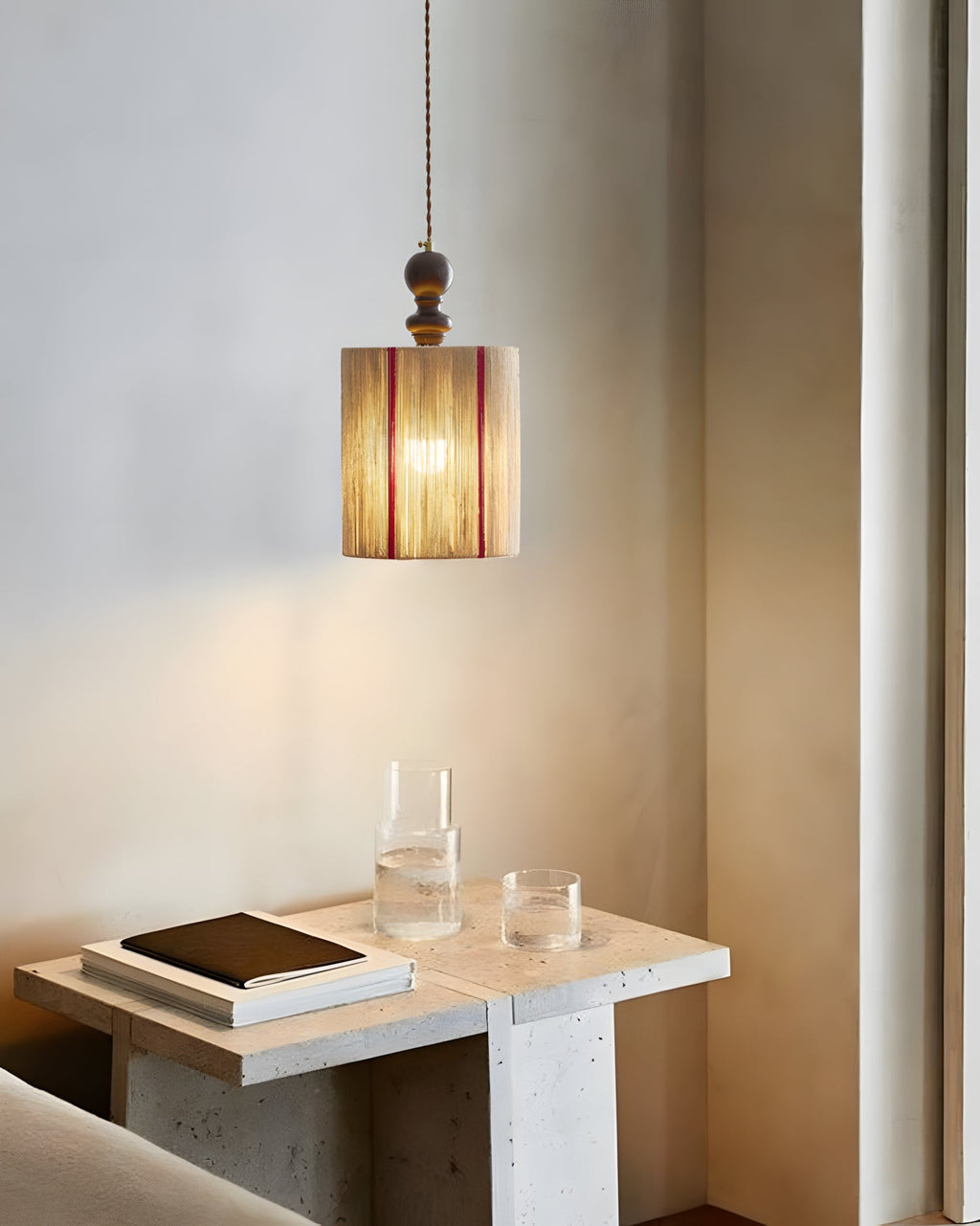 Verticalis Wood Pendant Lamp — product view 4