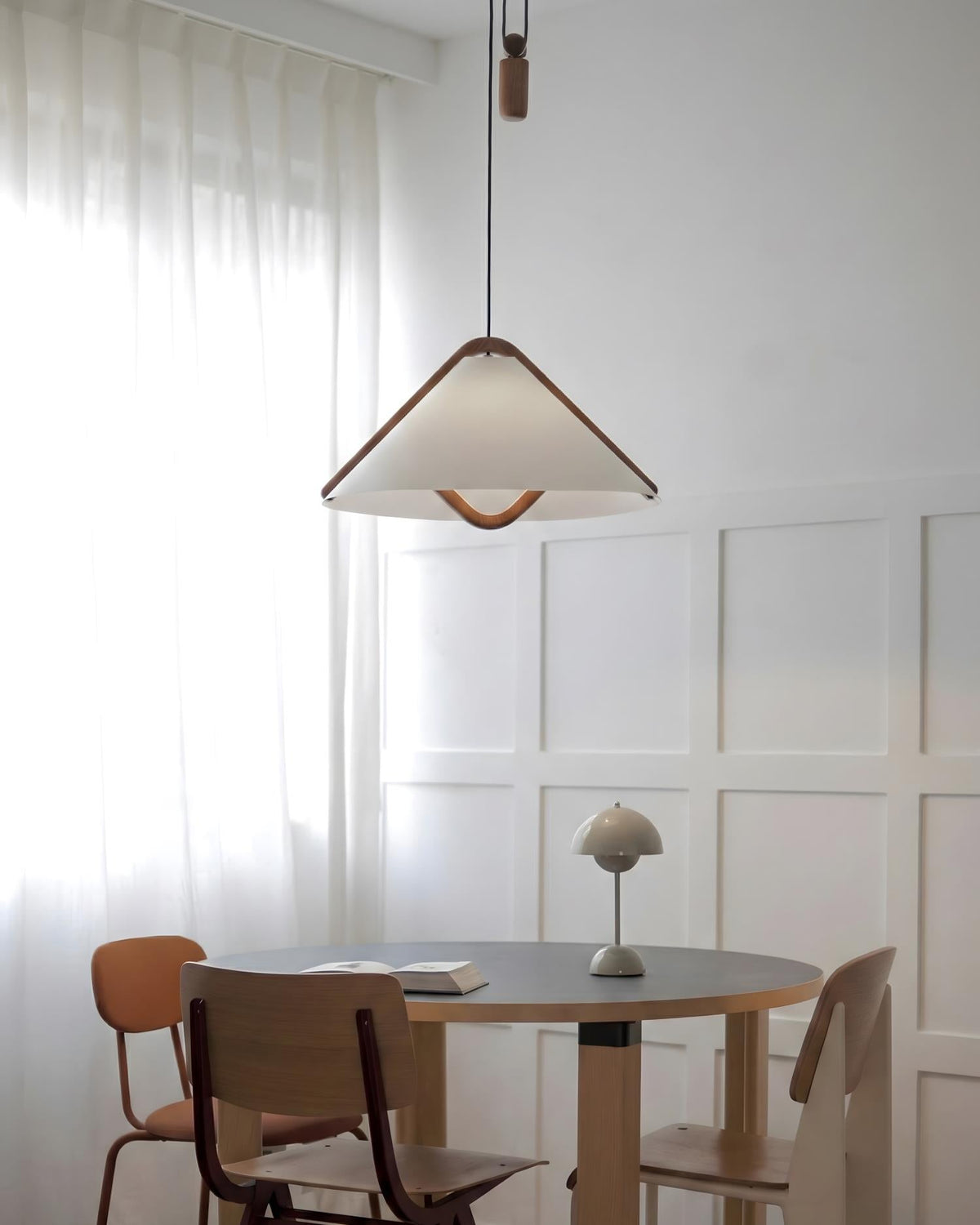 Mireon Arch Wood Pendant Lamp — product view 5