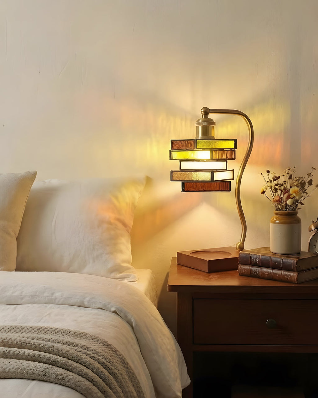Lucerra Glass Table Lamp — product view 5
