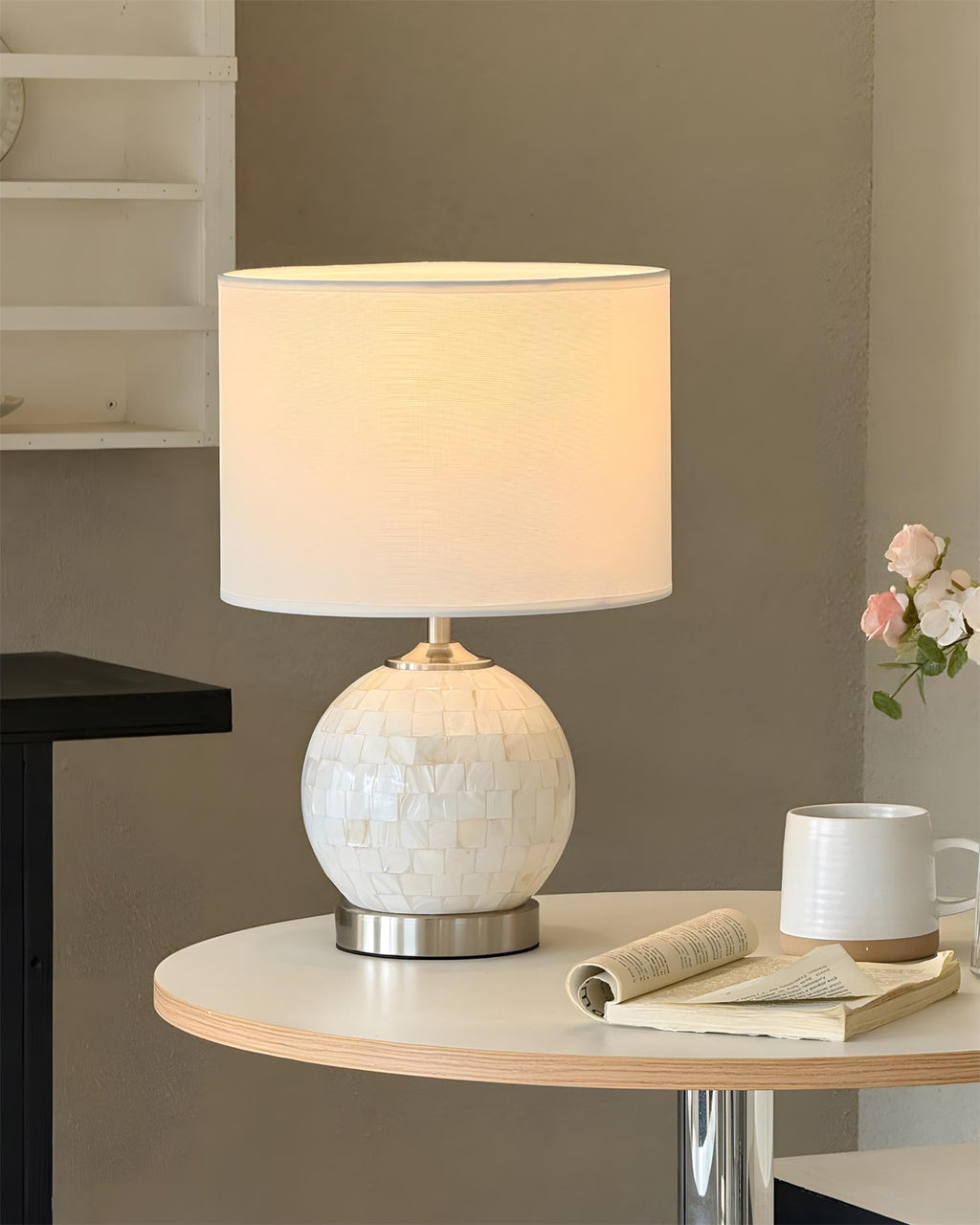 Perlina Metal Table Lamp — product view 7