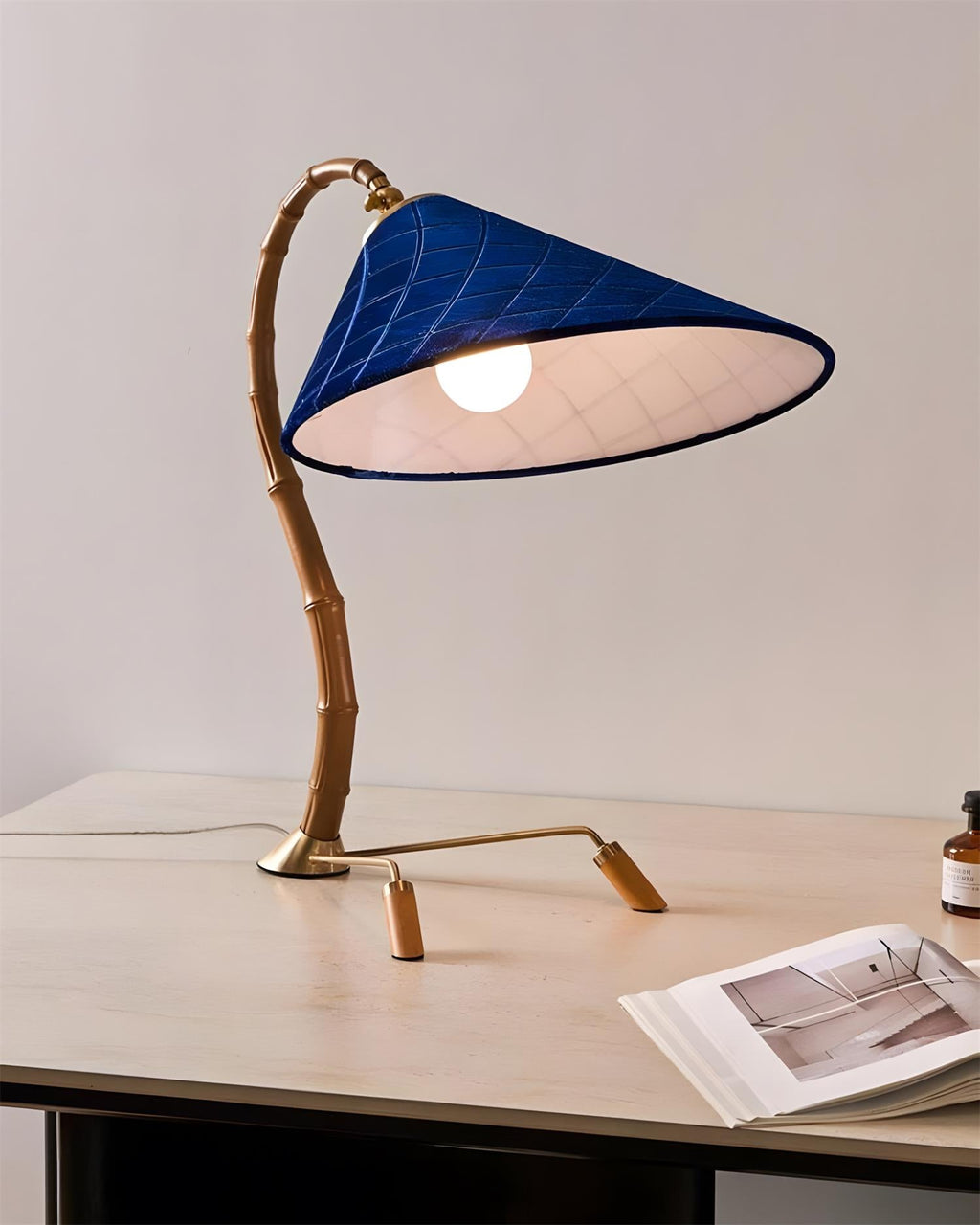 Cobalune Table Light — product view 2