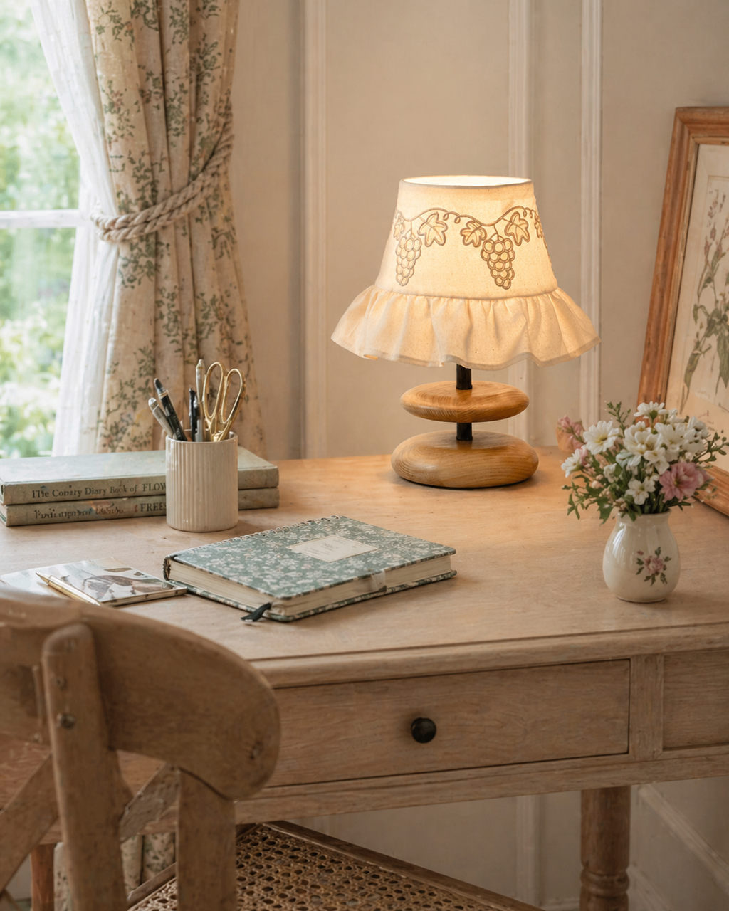 Lavelle Table Light — product view 5