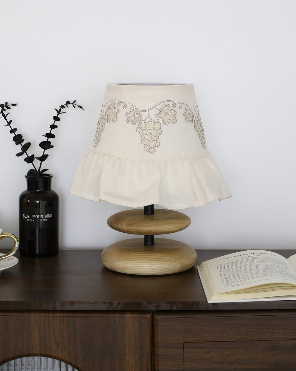 Lavelle Table Light — product view 12