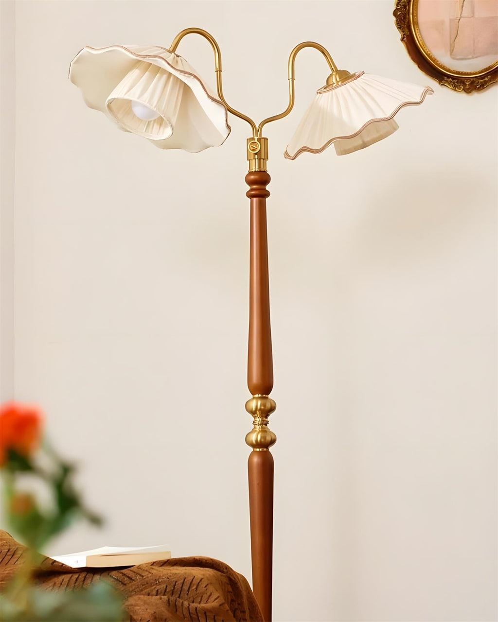 Merritt Floor Light — product view 10