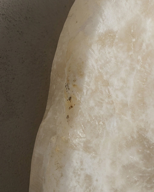 Onyvelle Alabaster Wall Sconce — product view 16