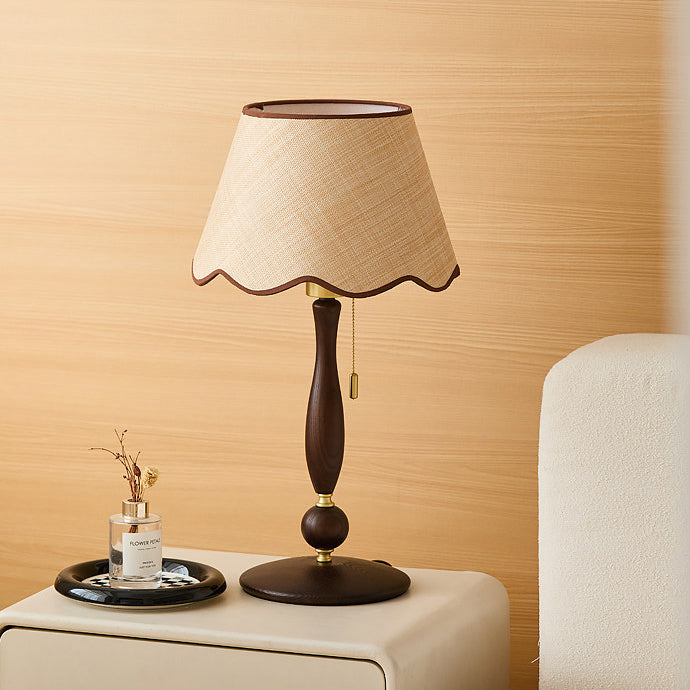 Madera Scallop Table Light — product view 2