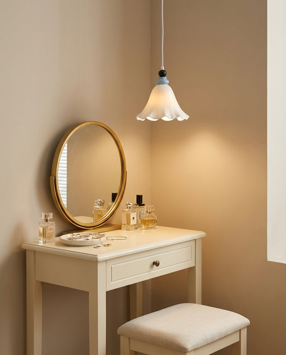 Lulora Pendant Light — product view 4