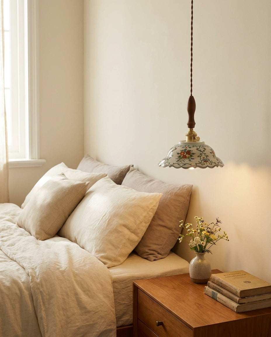 Jingvale Pendant Light — product view 3