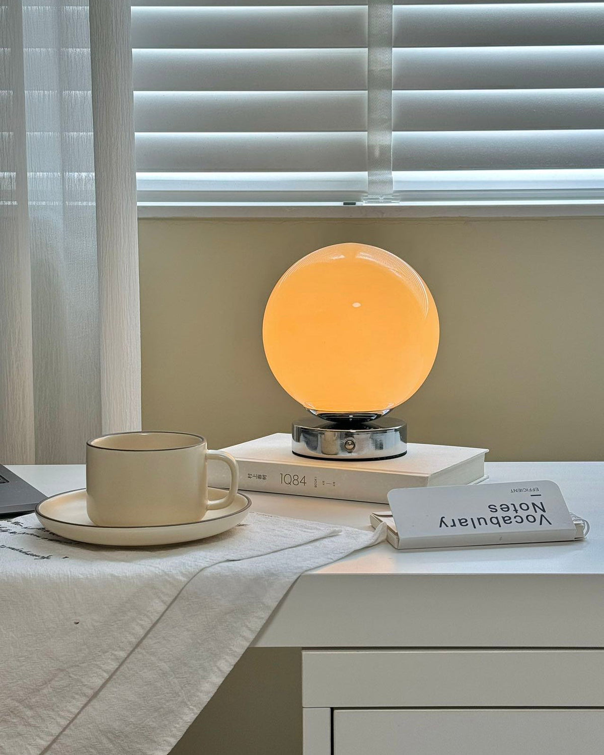Orlune Table Light — product view 2