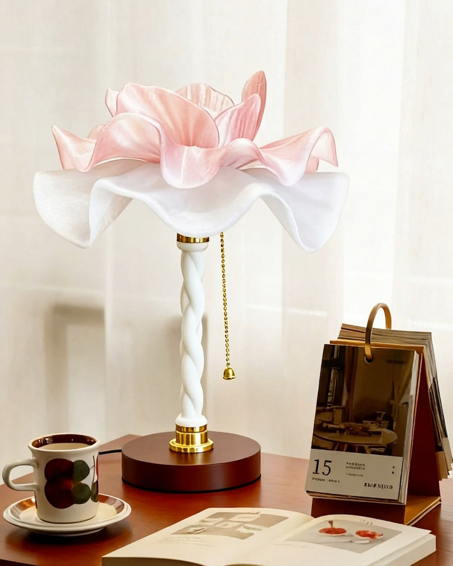 Blushcrown Table Light — product view 3
