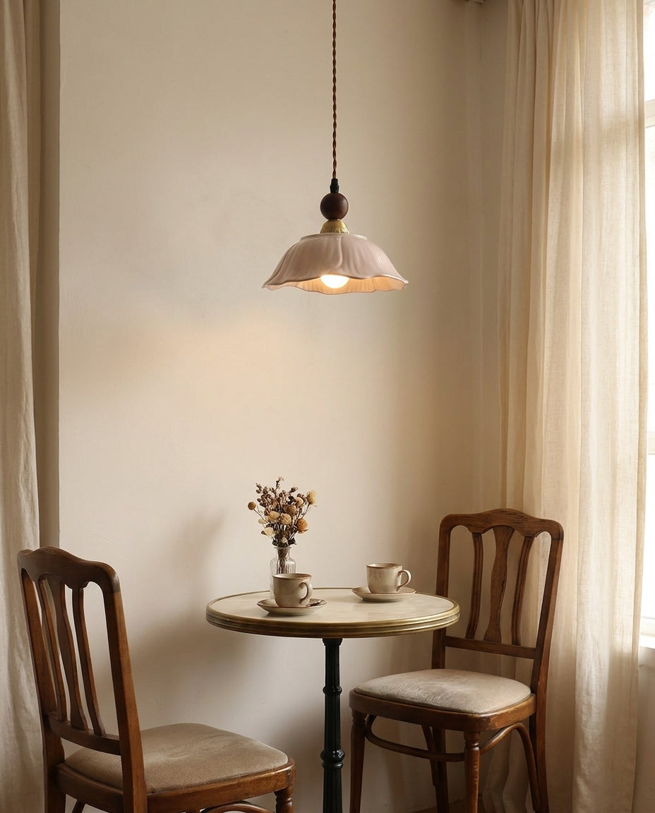 Calivelle Pendant Lamp — product view 2