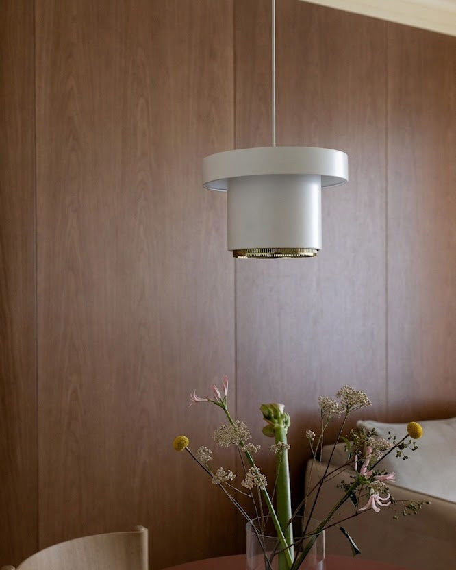 Kivaro Pendant Light — product view 6
