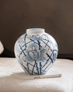 Azuria Ceramic Vase — product view 8