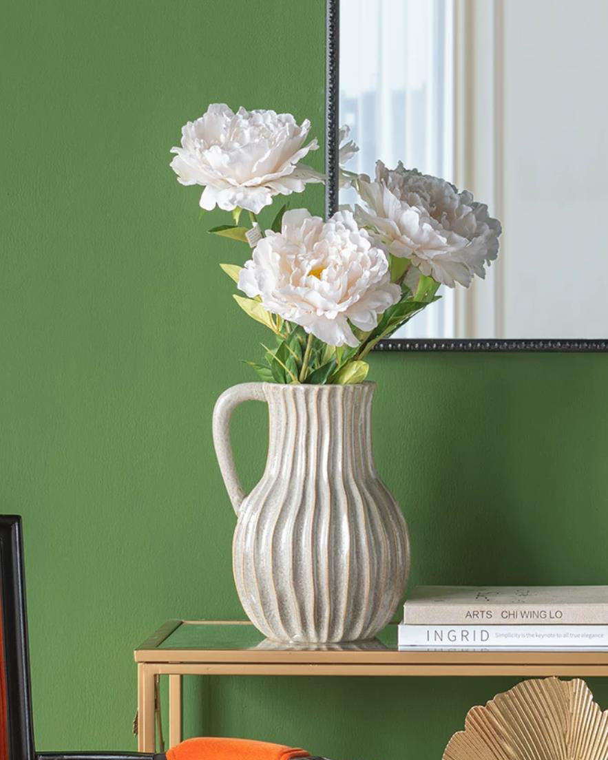 Rivelle Ceramic Vase — product view 3