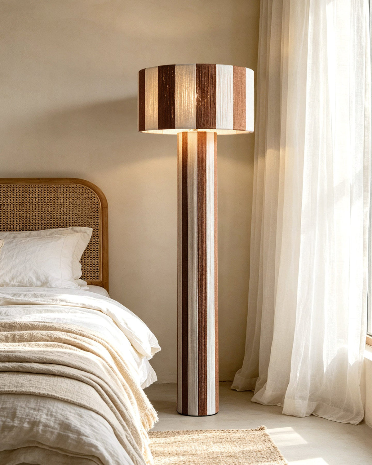 Olivaro Floor Lamp — product view 9