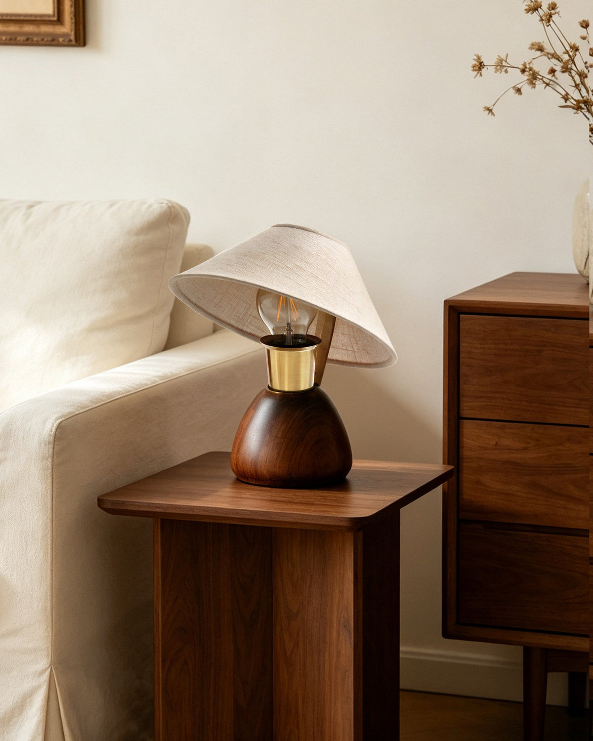 Vareston Table Lamp — product view 9