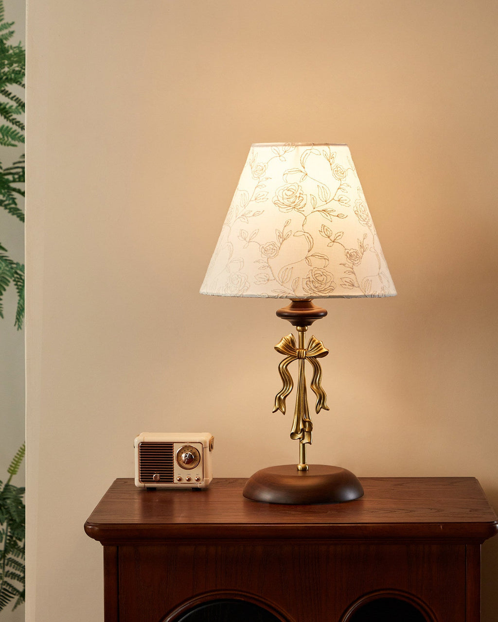 Montavelle Table Lamp — product view 10