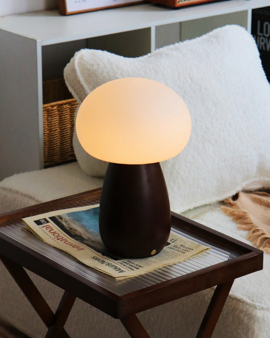 Velmori Table Lamp — product view 2