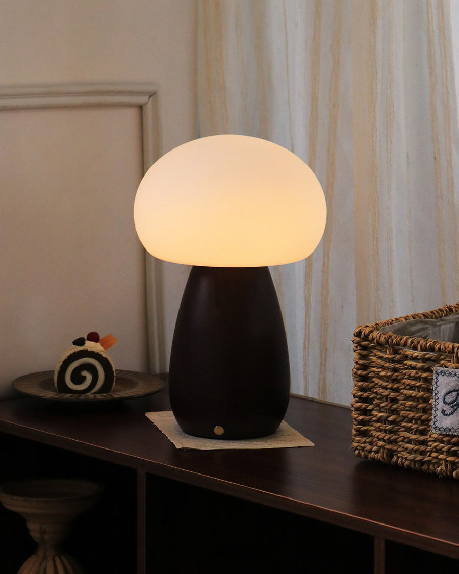 Velmori Table Lamp — product view 5