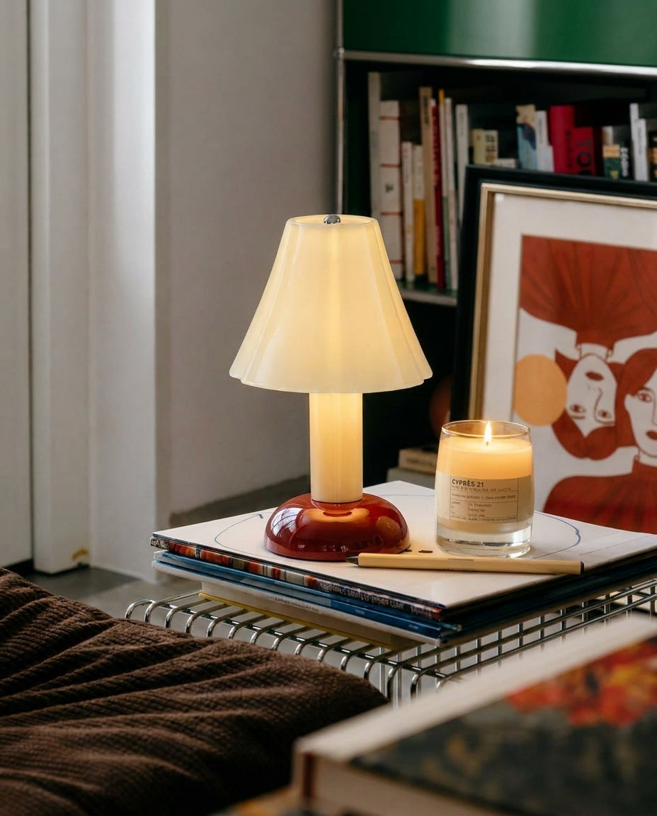 Rovetti Table Lamp — product view 3