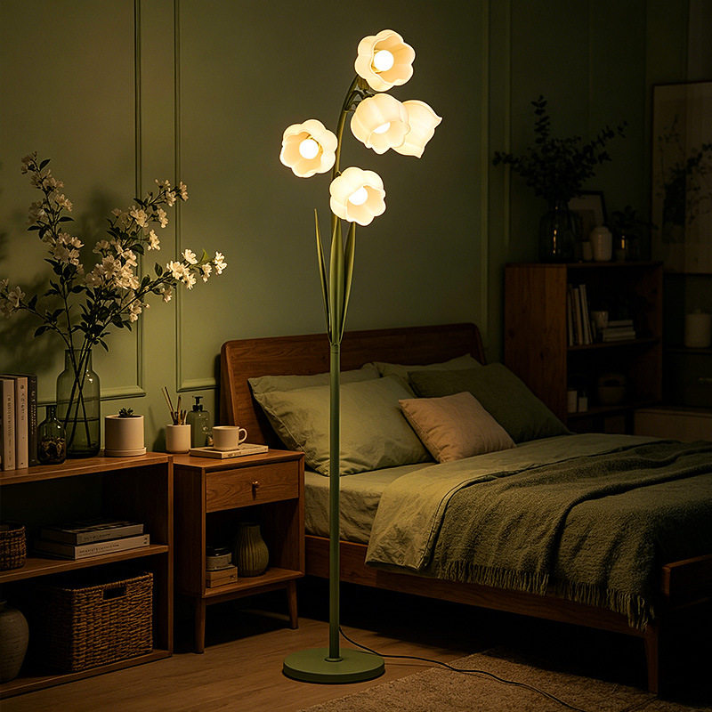 Bellorin Floor Lamp — product view 11