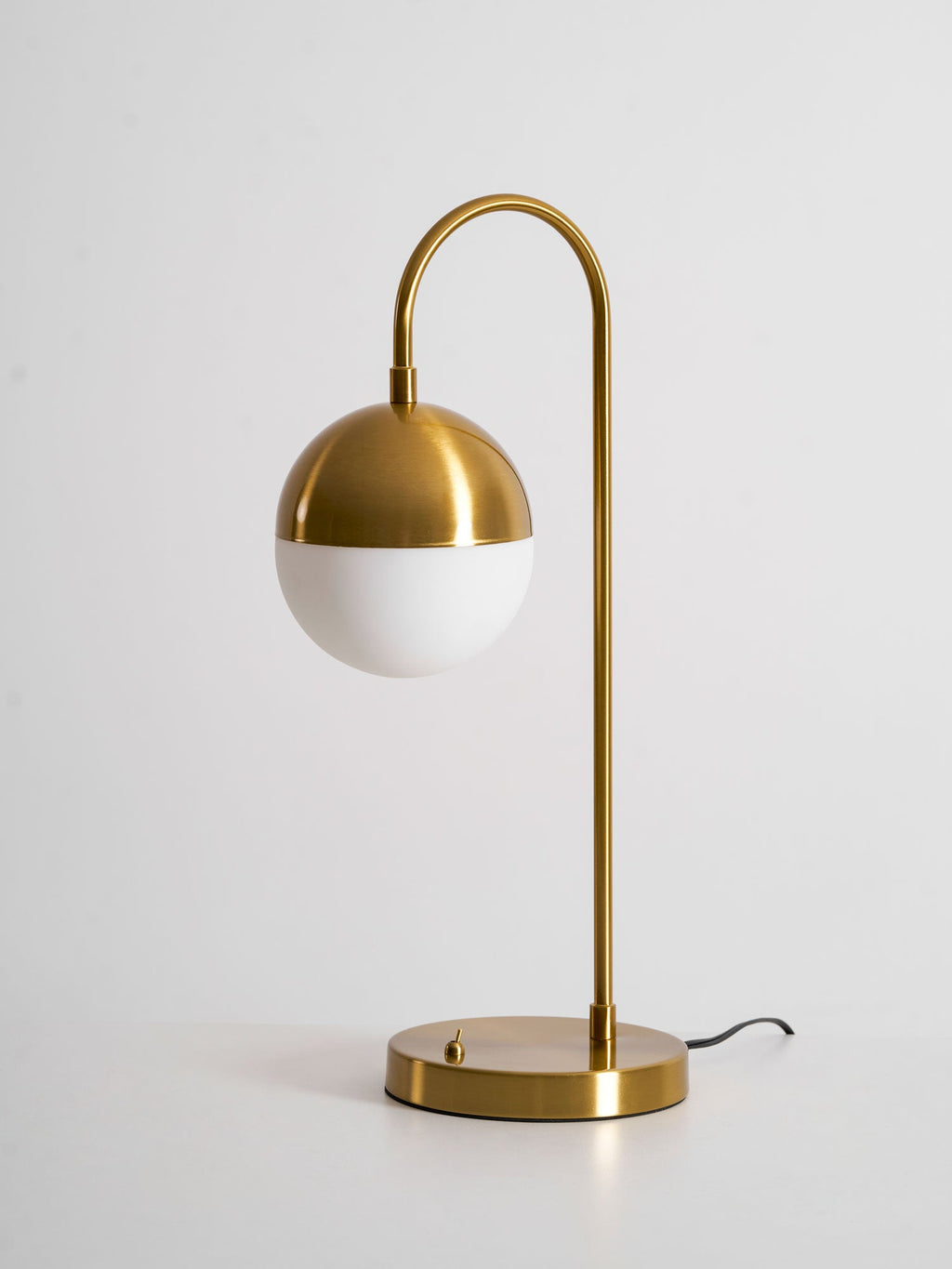Brenton Brass Arch Table Lamp – product view 22