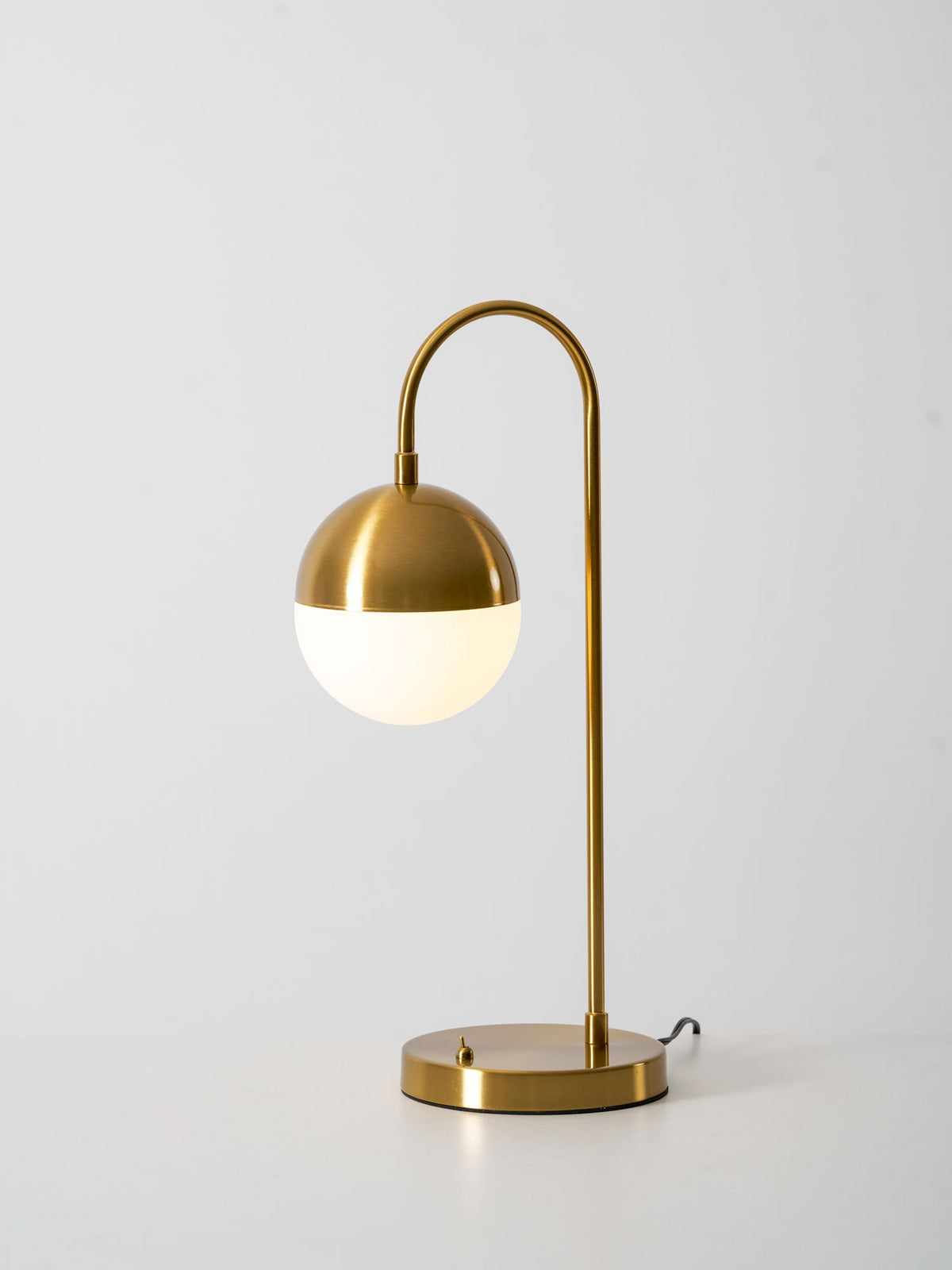 Brenton Brass Arch Table Lamp – product view 26