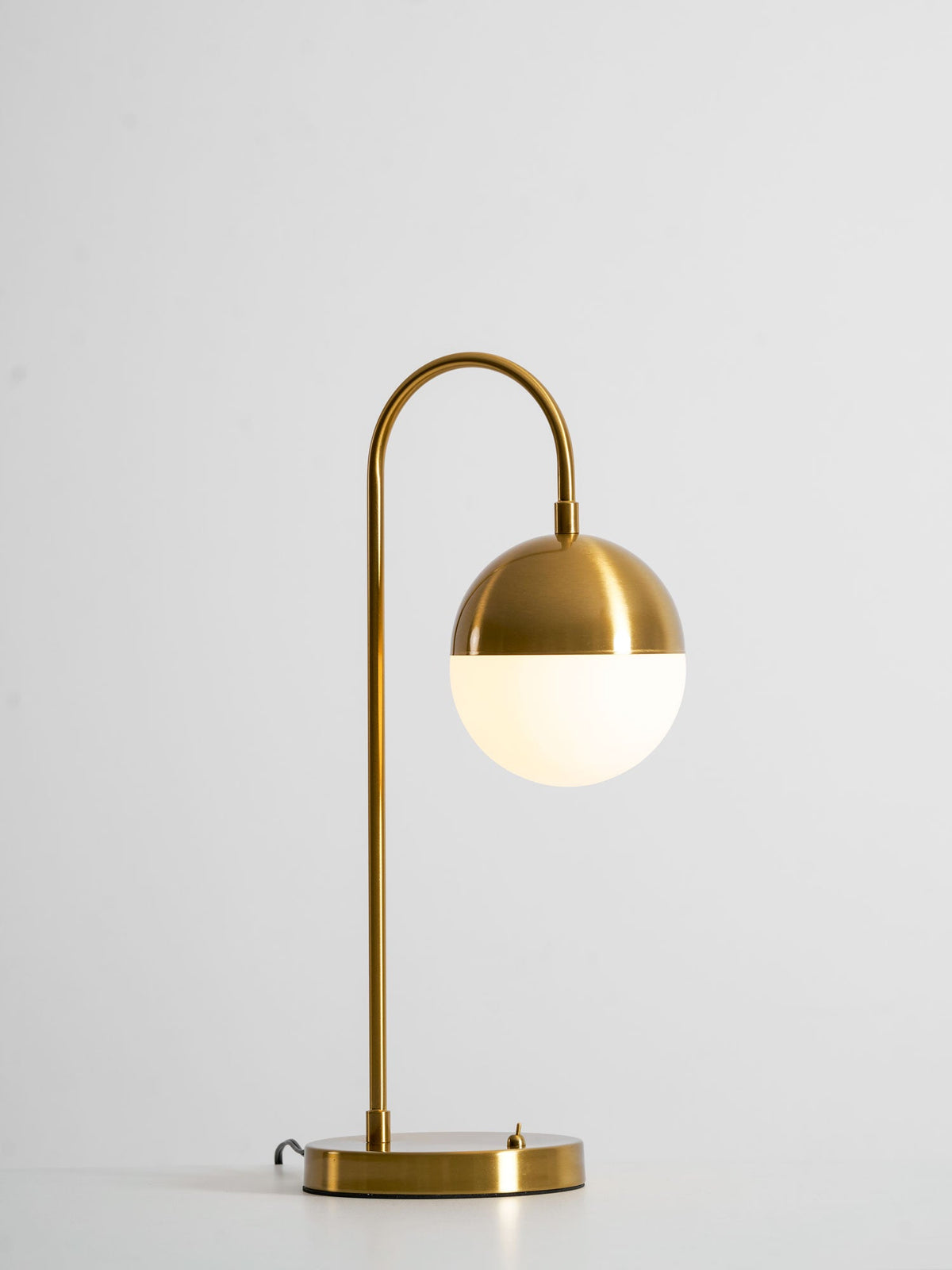 Brenton Brass Arch Table Lamp – product view 27