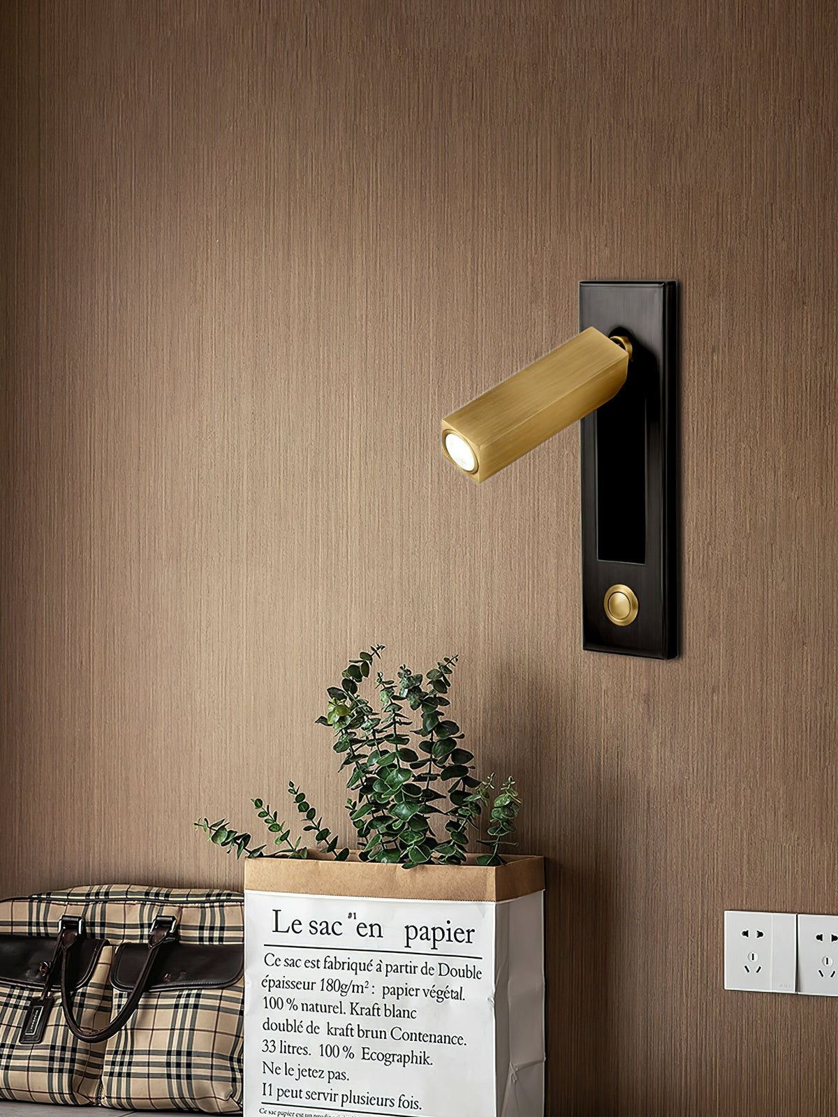 Embedded Bedside Sconce – product view 59