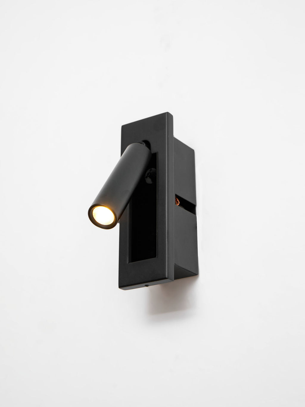 Embedded Bedside Sconce – product view 72