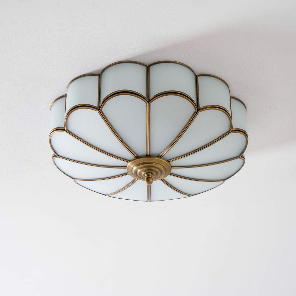 Flower Shape Glass Recessed Ceiling Light – product view 70