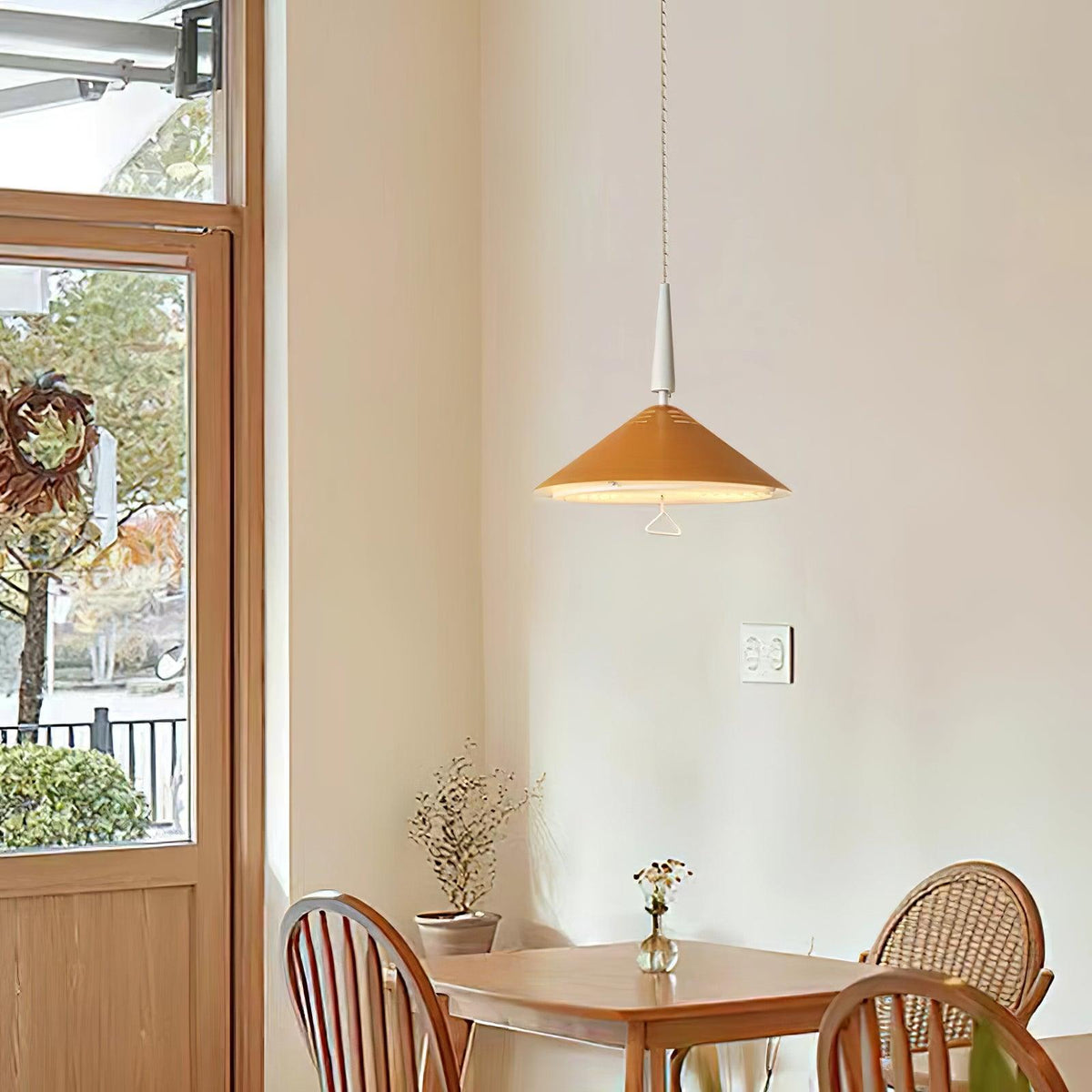 Agnes Retro Pendant Lamp – product view 4