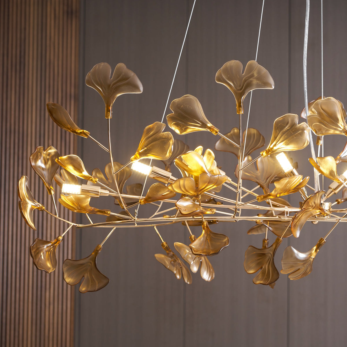Acrylic Ginkgo Leaf Chandelier – product view 67