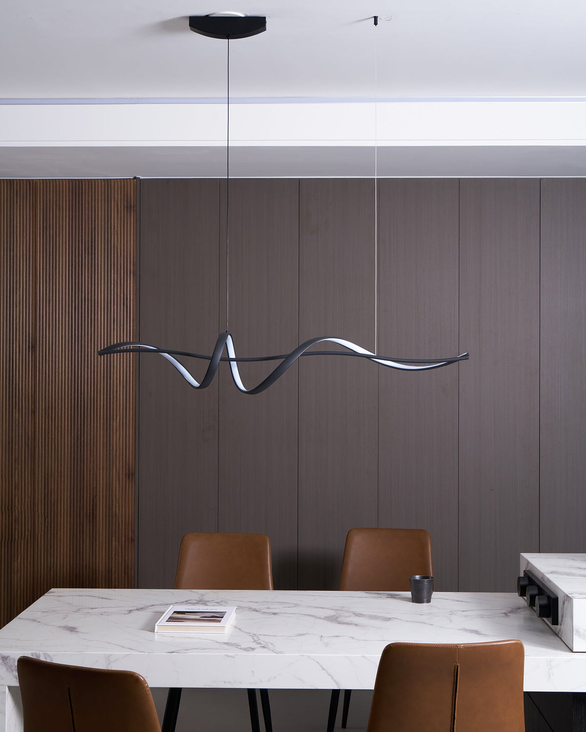Inari Line Aluminum Chandelier — product view 37