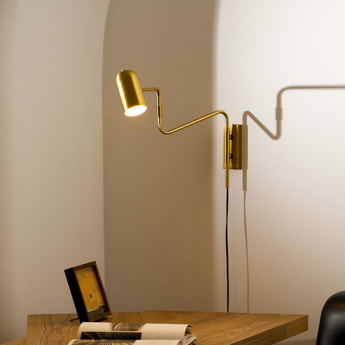Adjustable Arm Plug In Wall Lamp – product view 25
