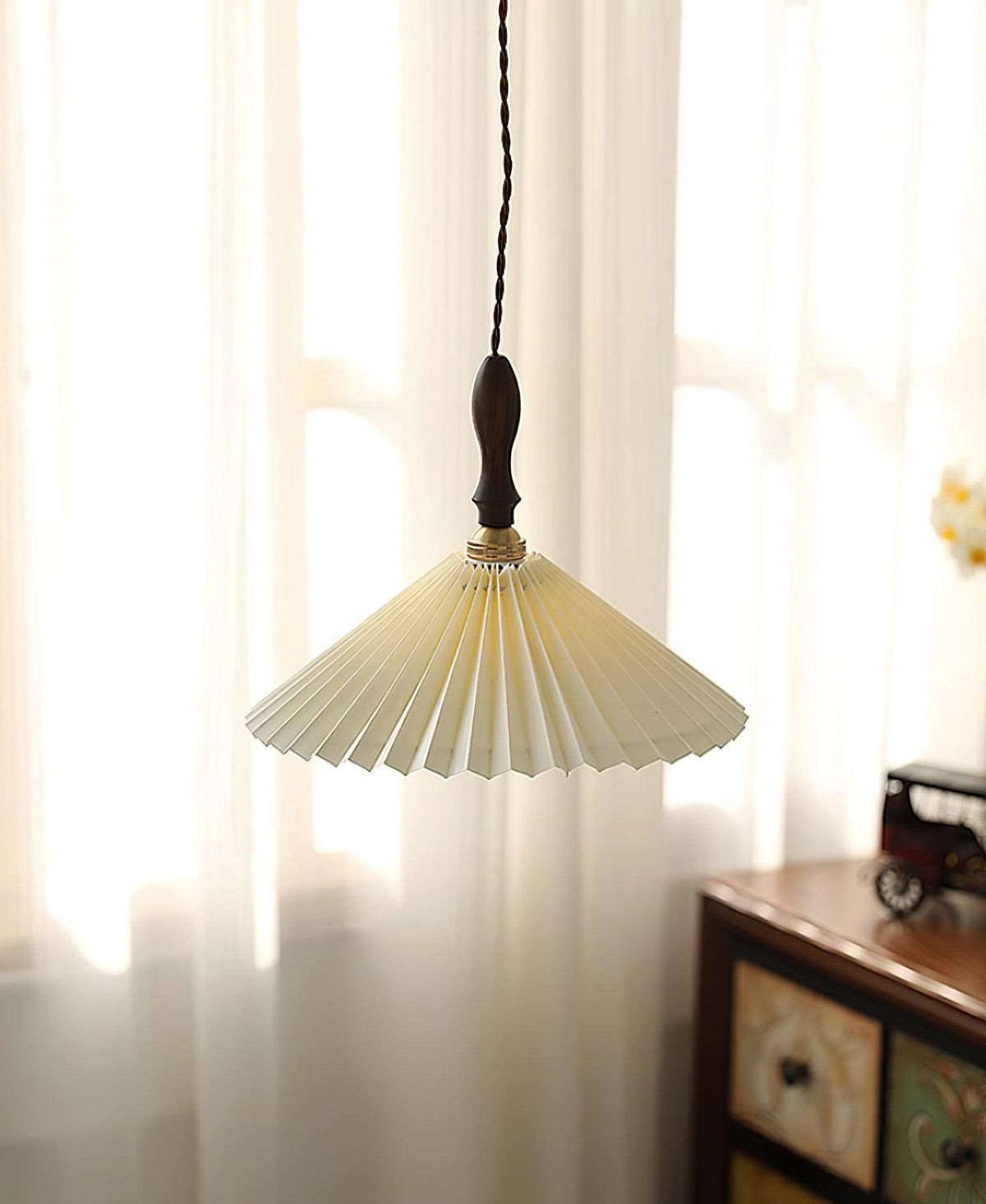 Prairie Pleated Pendant Lamp — product view 17