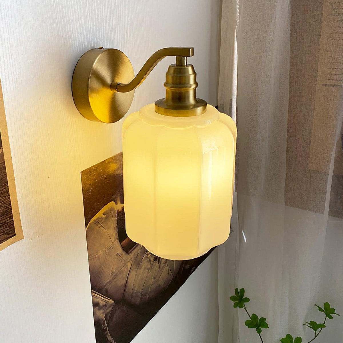 Henry Glass Wall Lamp — product view 3