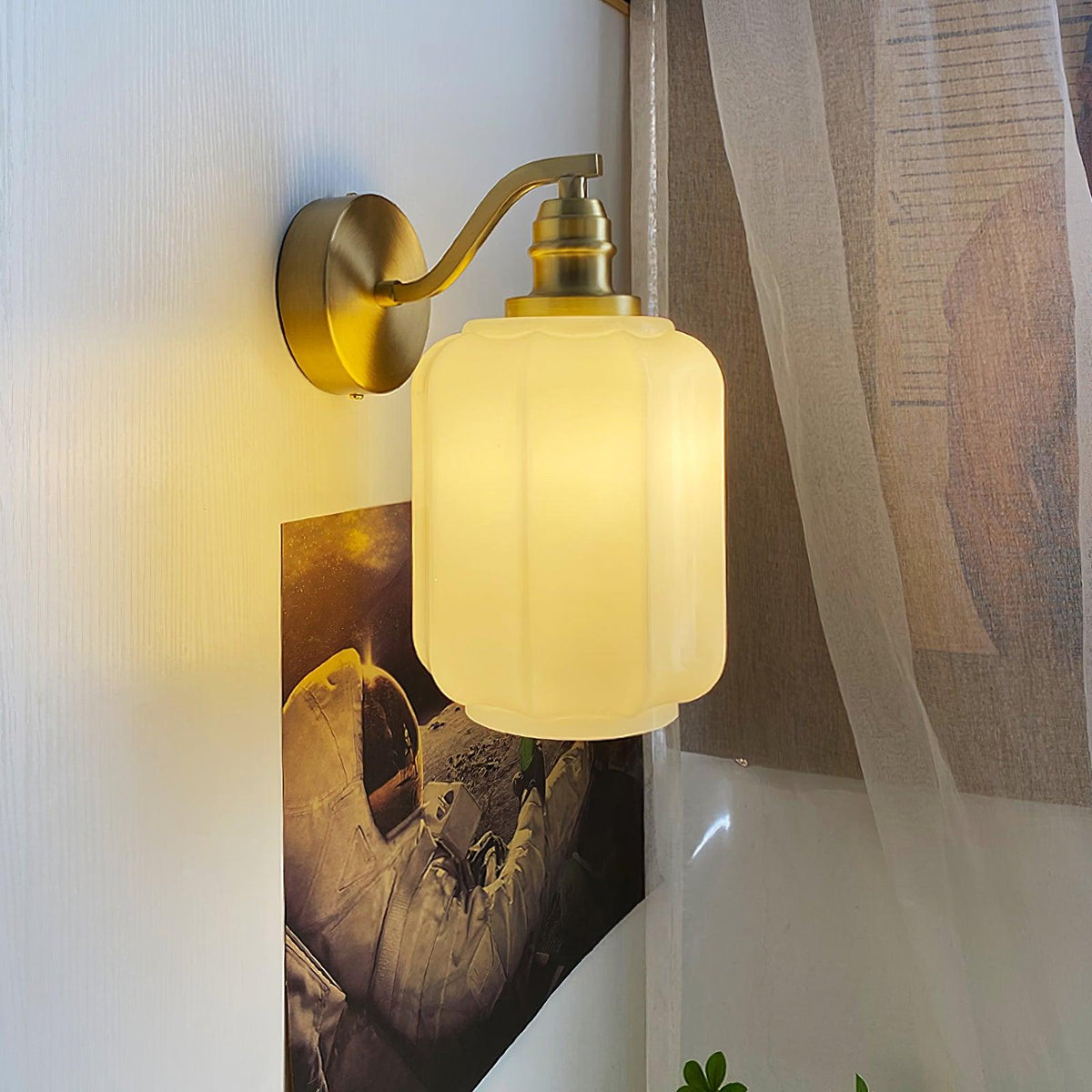 Henry Glass Wall Lamp — product view 18