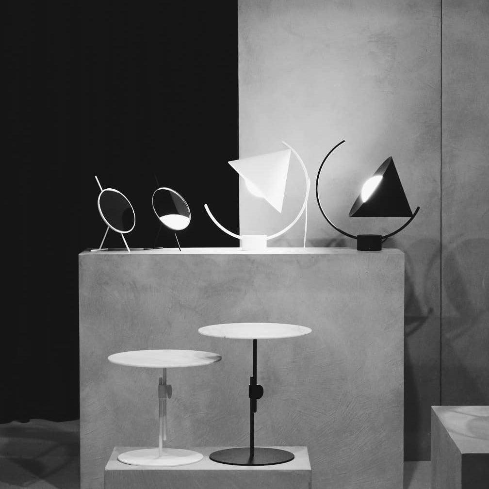 Meridian Glass Table Lamp — product view 10