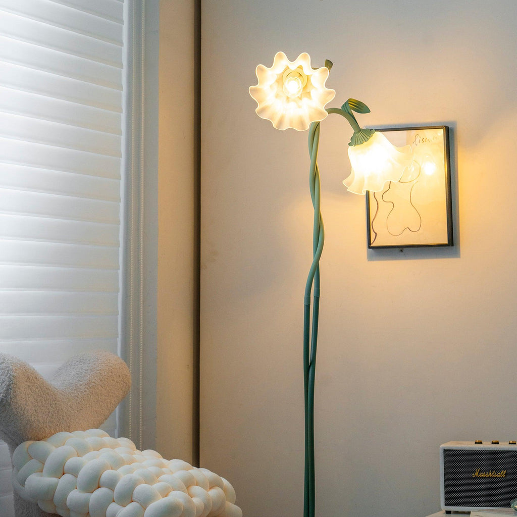 Calla Flowers Metal Floor Lamp — product view 13