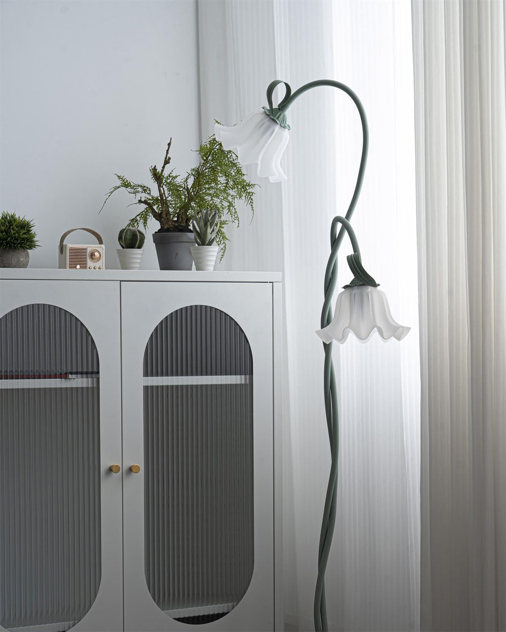 Calla Flowers Metal Floor Lamp — product view 36